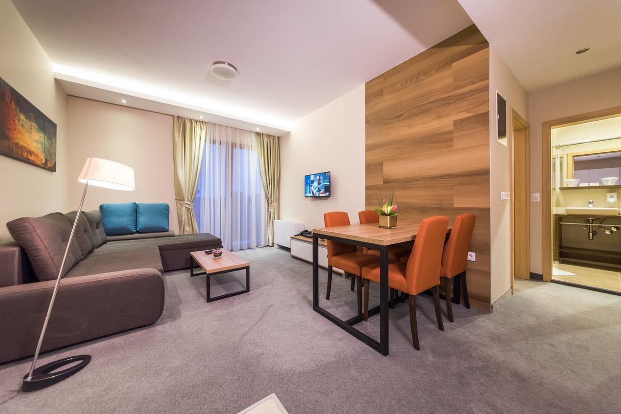 Hotel Mons Ζλάτιμπορ Εξωτερικό φωτογραφία